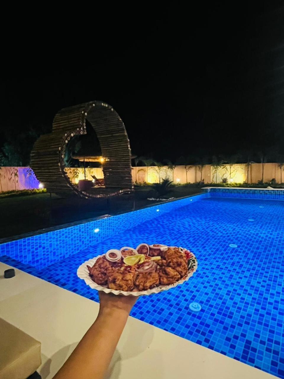 Chaitali The Villa ชานตี นิเคทัน ภายนอก รูปภาพ