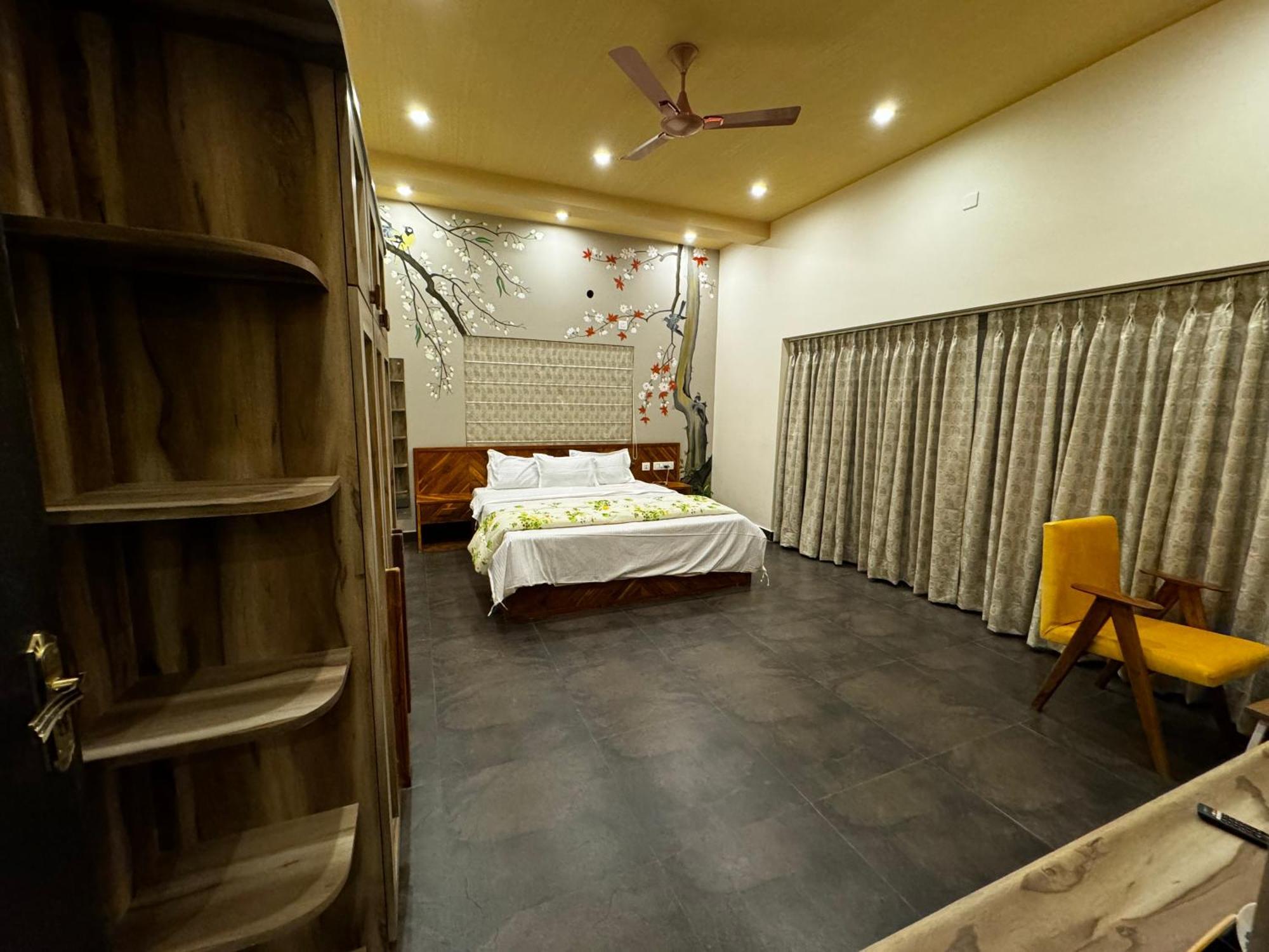 Chaitali The Villa ชานตี นิเคทัน ภายนอก รูปภาพ