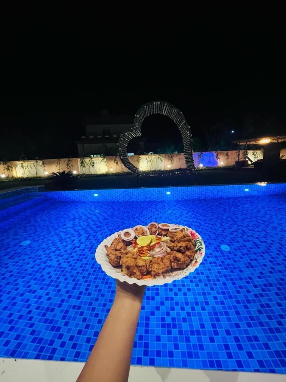 Chaitali The Villa ชานตี นิเคทัน ภายนอก รูปภาพ