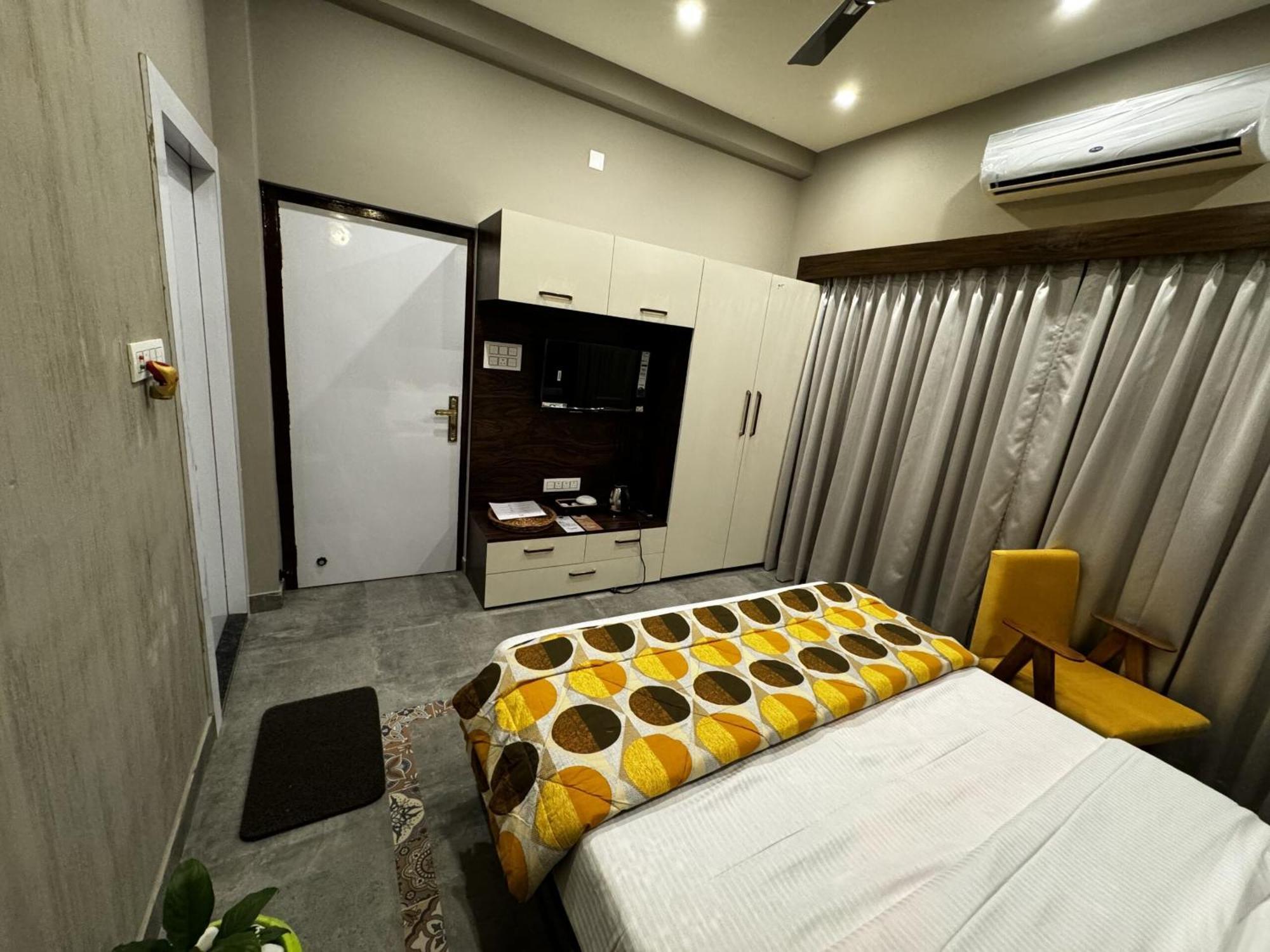 Chaitali The Villa ชานตี นิเคทัน ภายนอก รูปภาพ