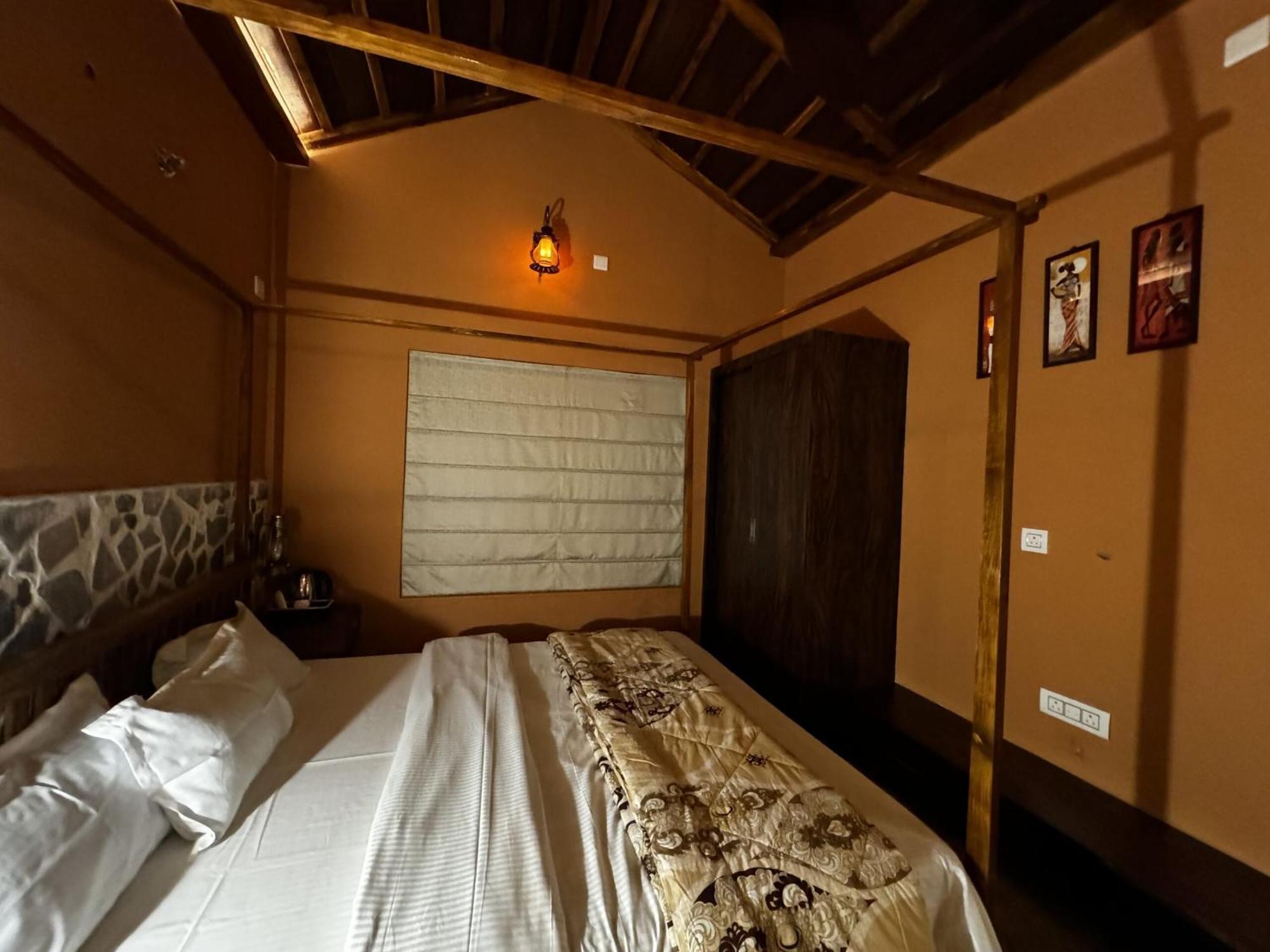 Chaitali The Villa ชานตี นิเคทัน ภายนอก รูปภาพ