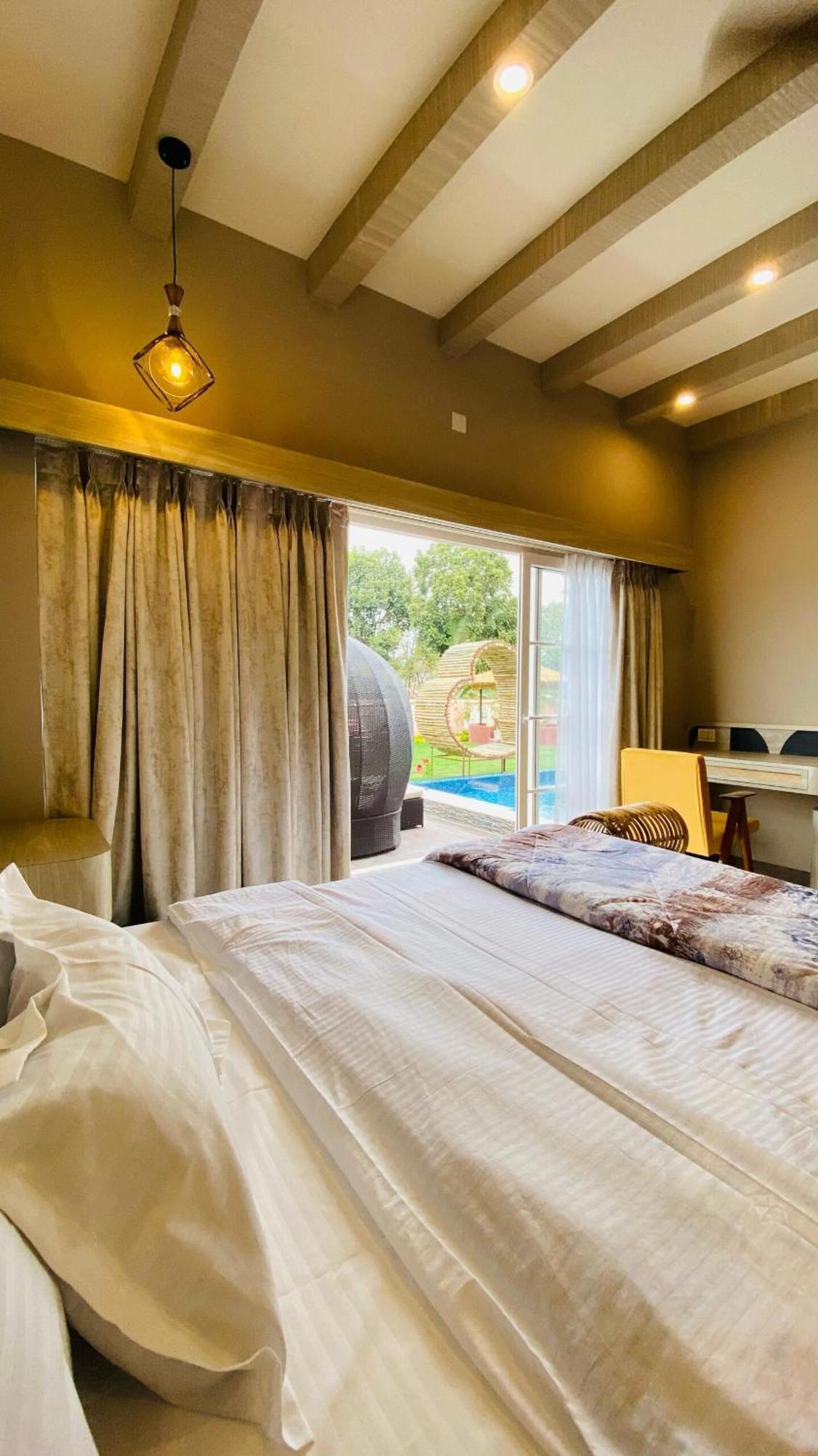 Chaitali The Villa ชานตี นิเคทัน ภายนอก รูปภาพ